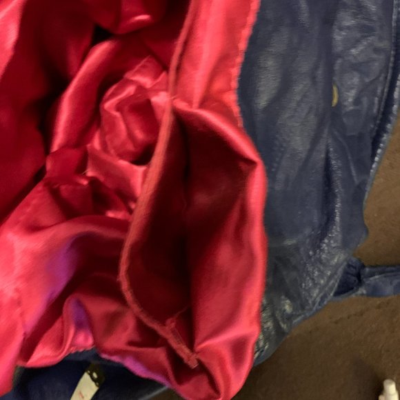 Morgan Oakley Ditch Handbag - Picture 7 of 7